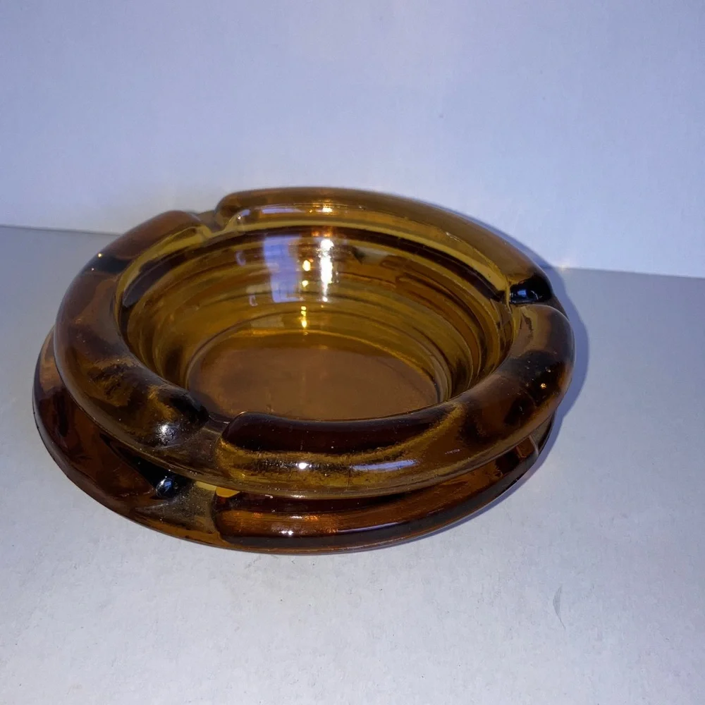 2 Vintage Amber Glass Stacking Ashtrays‎ 4”
